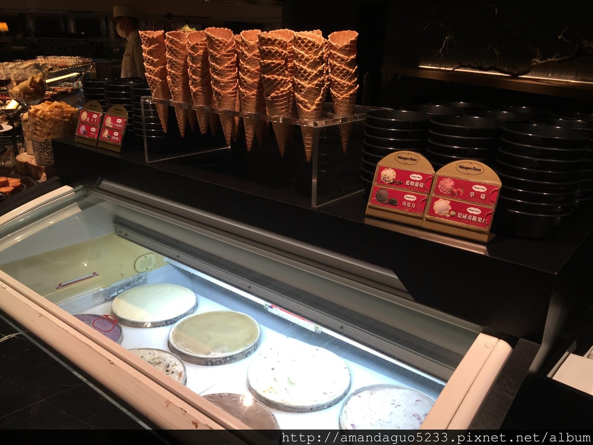 食記-台北市中山區傳說中的全台Buffet營業額NO.1