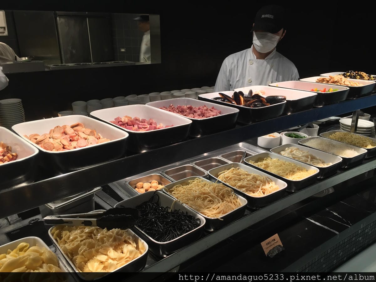 食記-台北市中山區傳說中的全台Buffet營業額NO.1