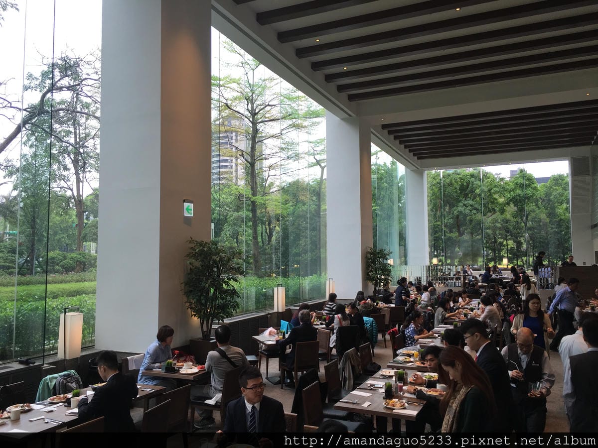 食記-台北市中山區傳說中的全台Buffet營業額NO.1