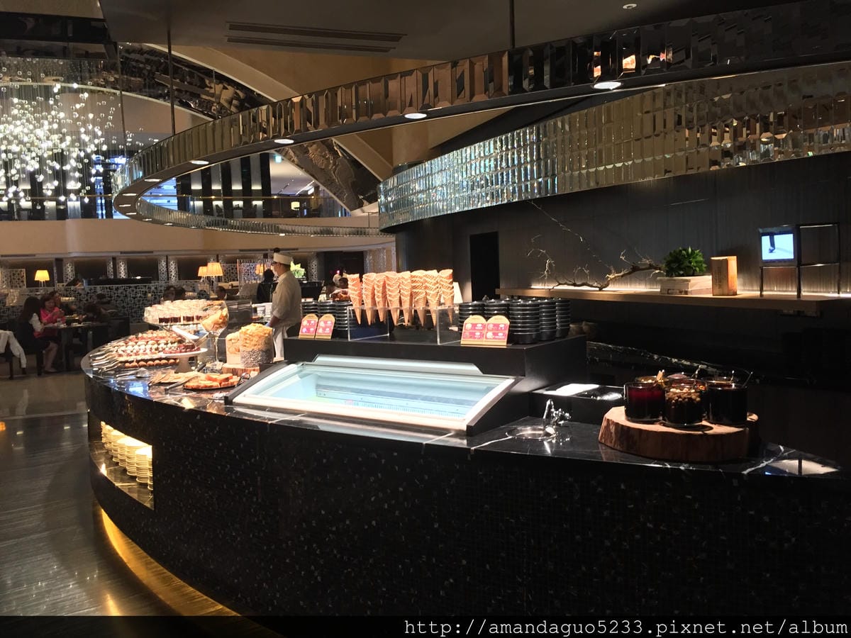 食記-台北市中山區傳說中的全台Buffet營業額NO.1
