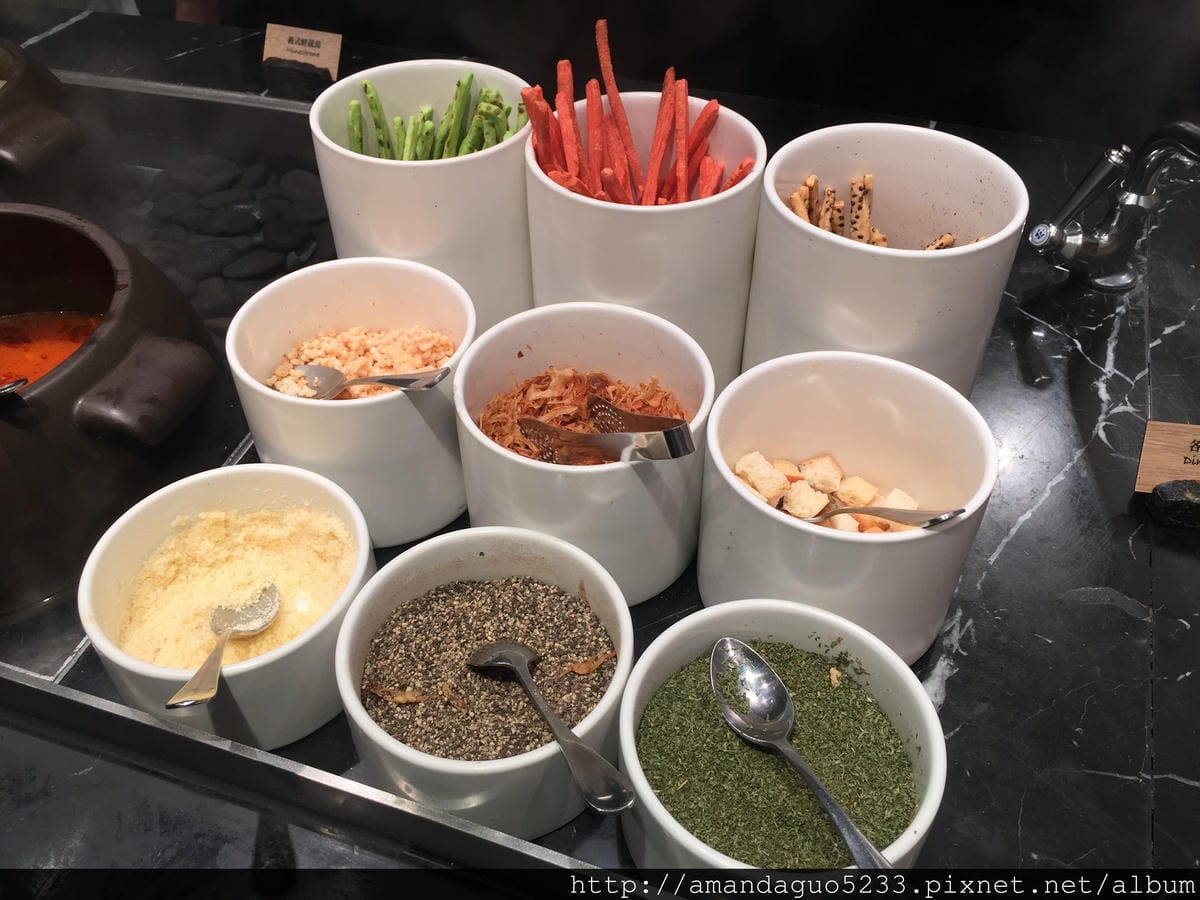 食記-台北市中山區傳說中的全台Buffet營業額NO.1