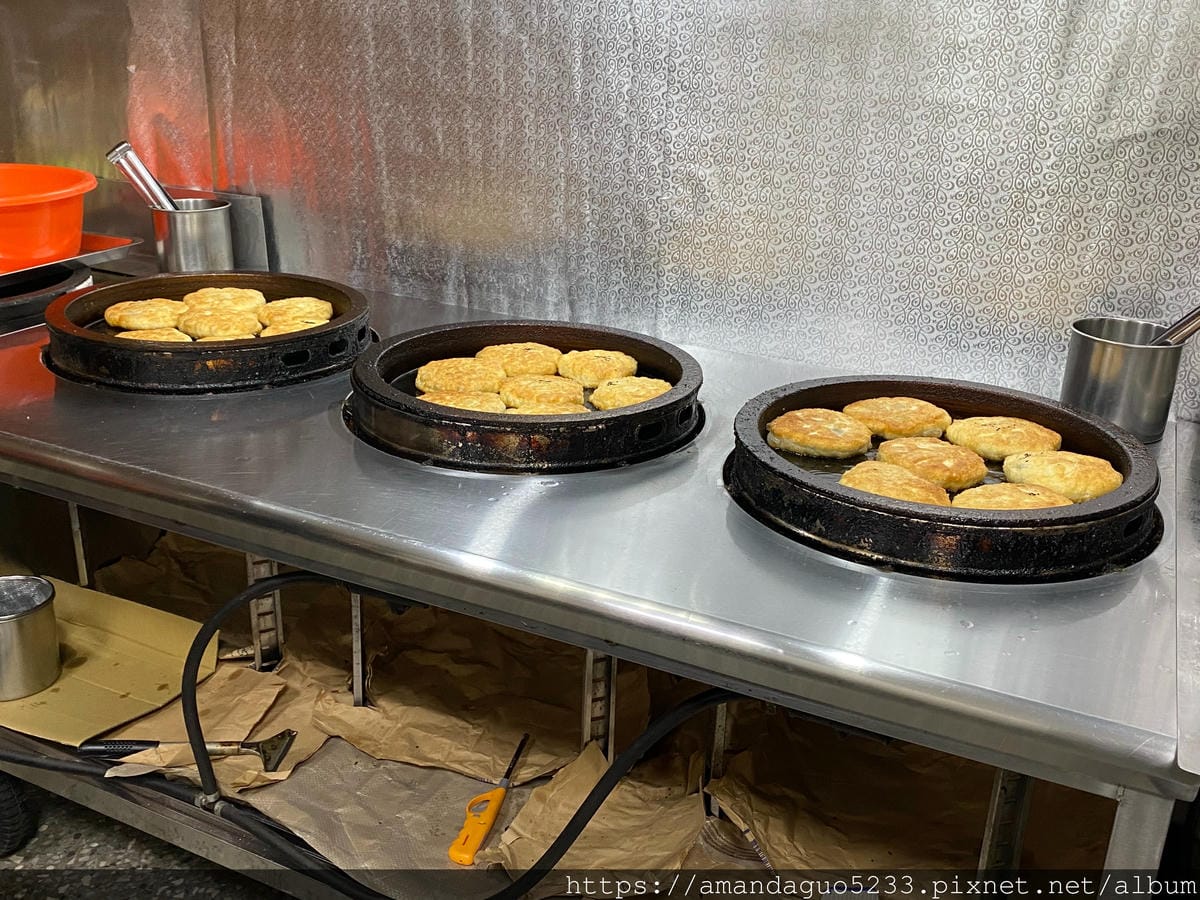 食記-台北市南港區老眷村古早味煎餅半煎半炸手工古早味煎