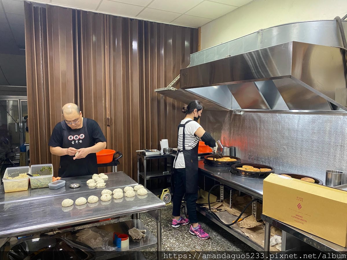 食記-台北市南港區老眷村古早味煎餅半煎半炸手工古早味煎