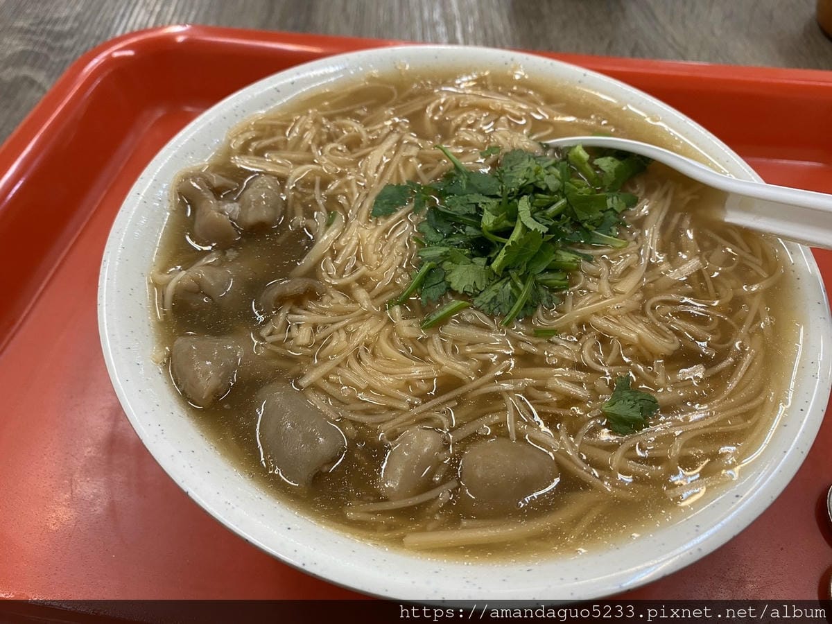 食記-台北市南港區南港鐵字號麵線隱身巷弄內,清爽無勾芡