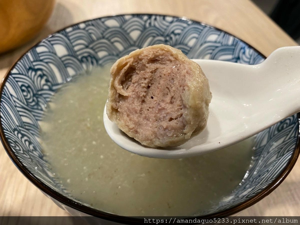 食記-台北市信義區老哥雞肉飯乾拌麵捷運市府站新開幕人氣