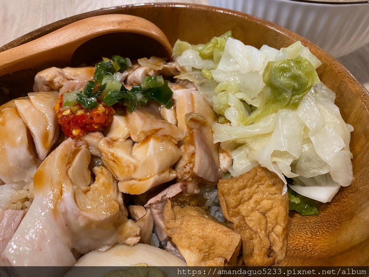 食記-台北市信義區老哥雞肉飯乾拌麵捷運市府站新開幕人氣
