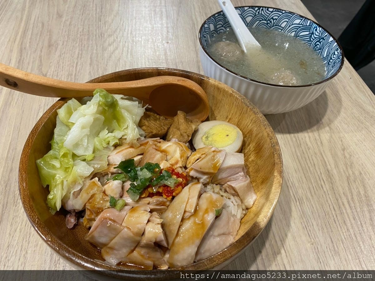 食記-台北市信義區老哥雞肉飯乾拌麵捷運市府站新開幕人氣