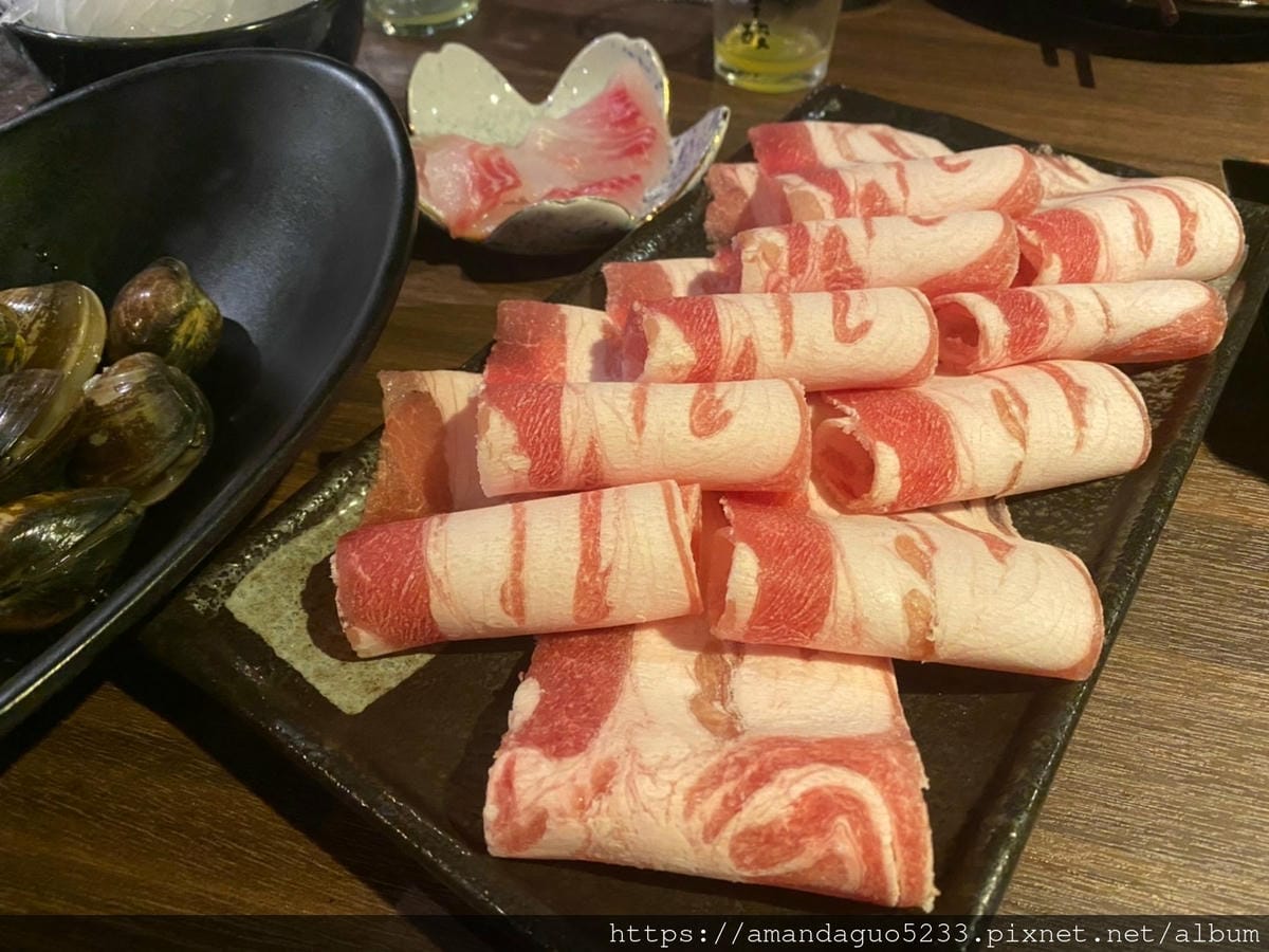 食記-台北市大安區涮辛酸麻辣火鍋吃到飽新開幕火鍋店開箱