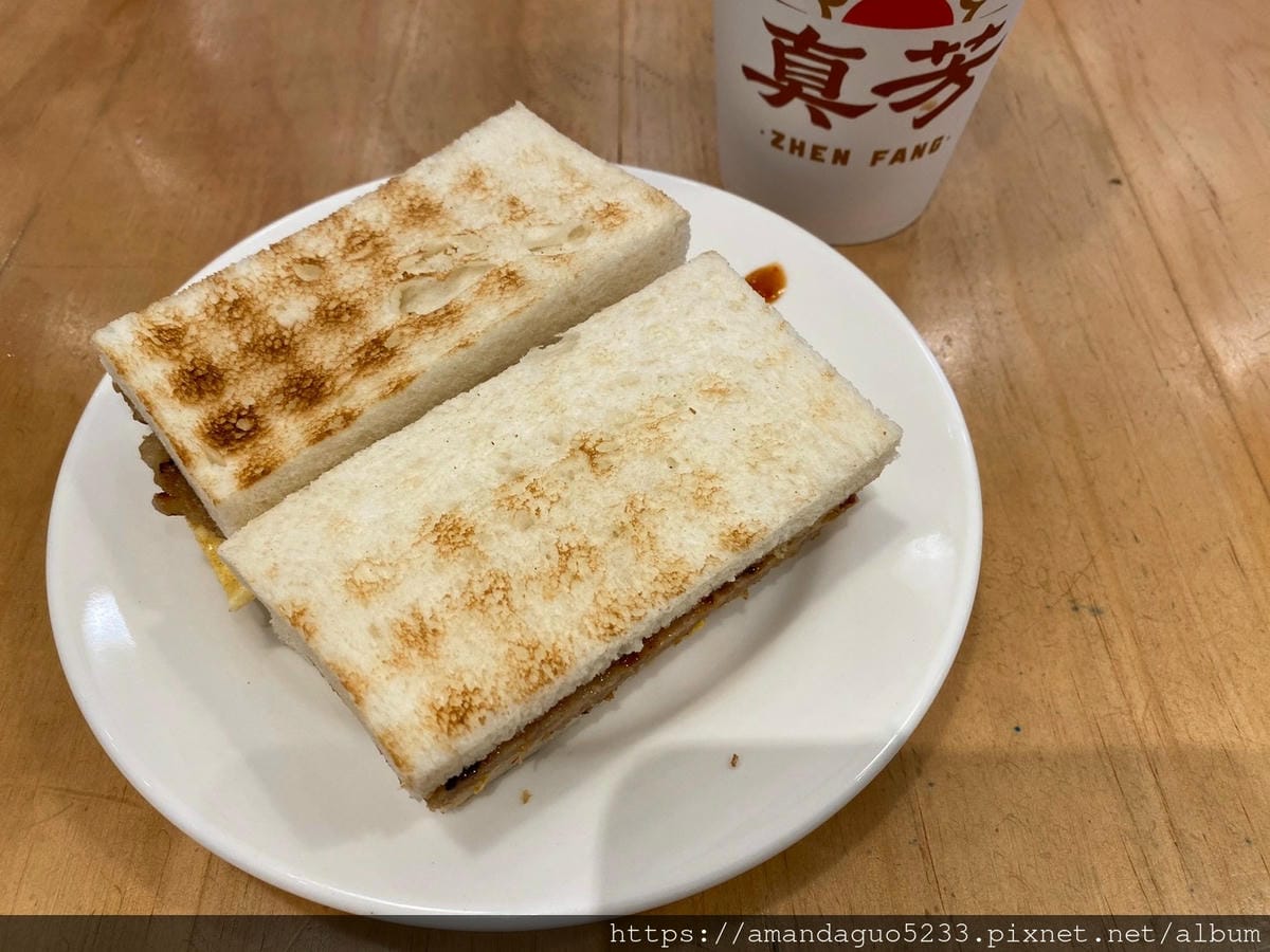 食記-台北市信義區真芳碳烤土司(市府店)簡單卻不簡單的