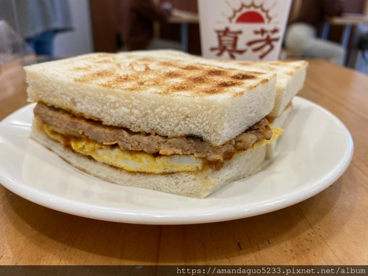 食記-台北市信義區真芳碳烤土司(市府店)簡單卻不簡單的
