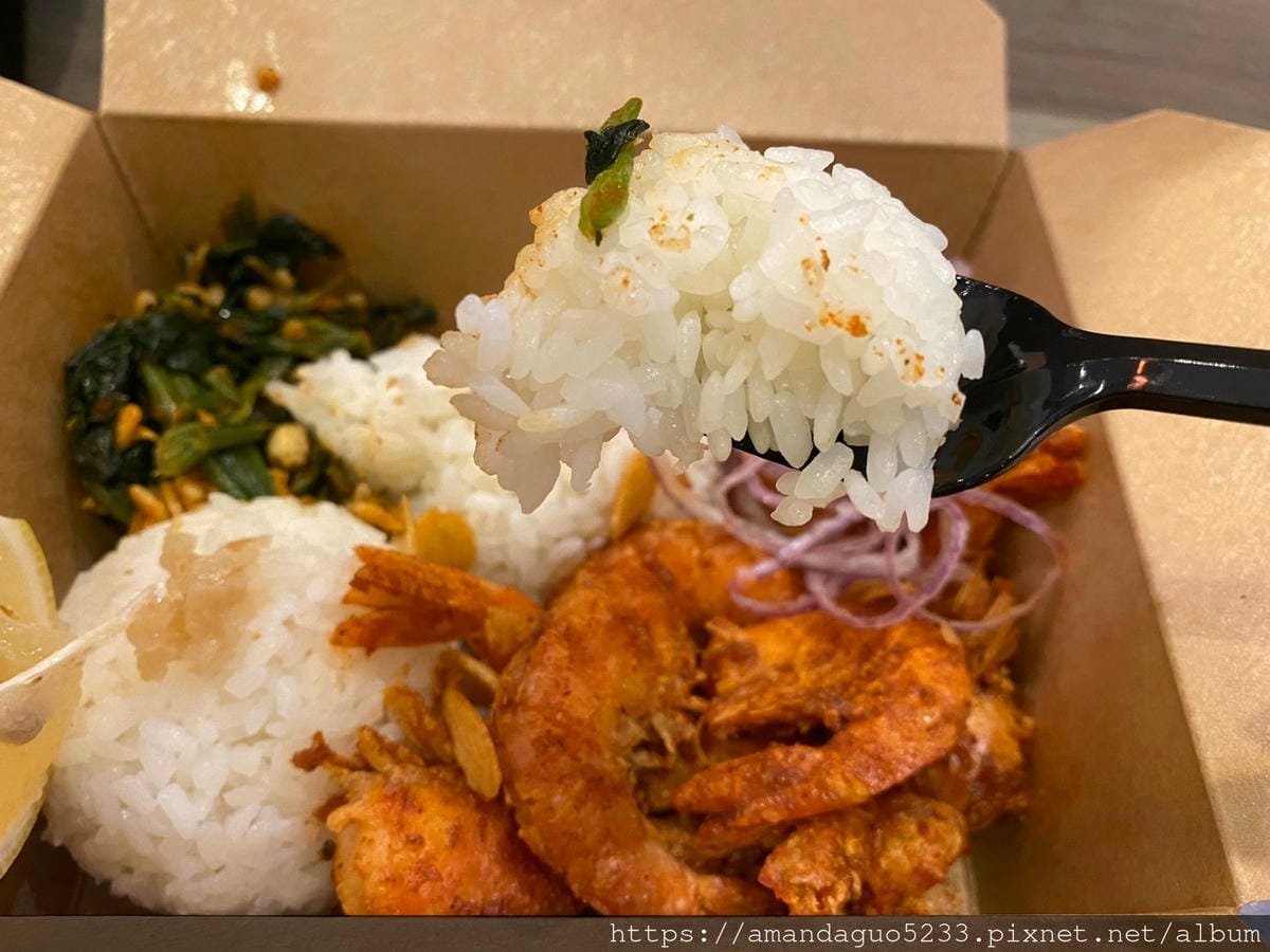 食記-台北市信義區飯丸屋(台北松菸店)沖繩風味飯糰、蝦 食記-台北市信義區飯丸屋(台北松菸店)沖繩風味飯糰、蝦