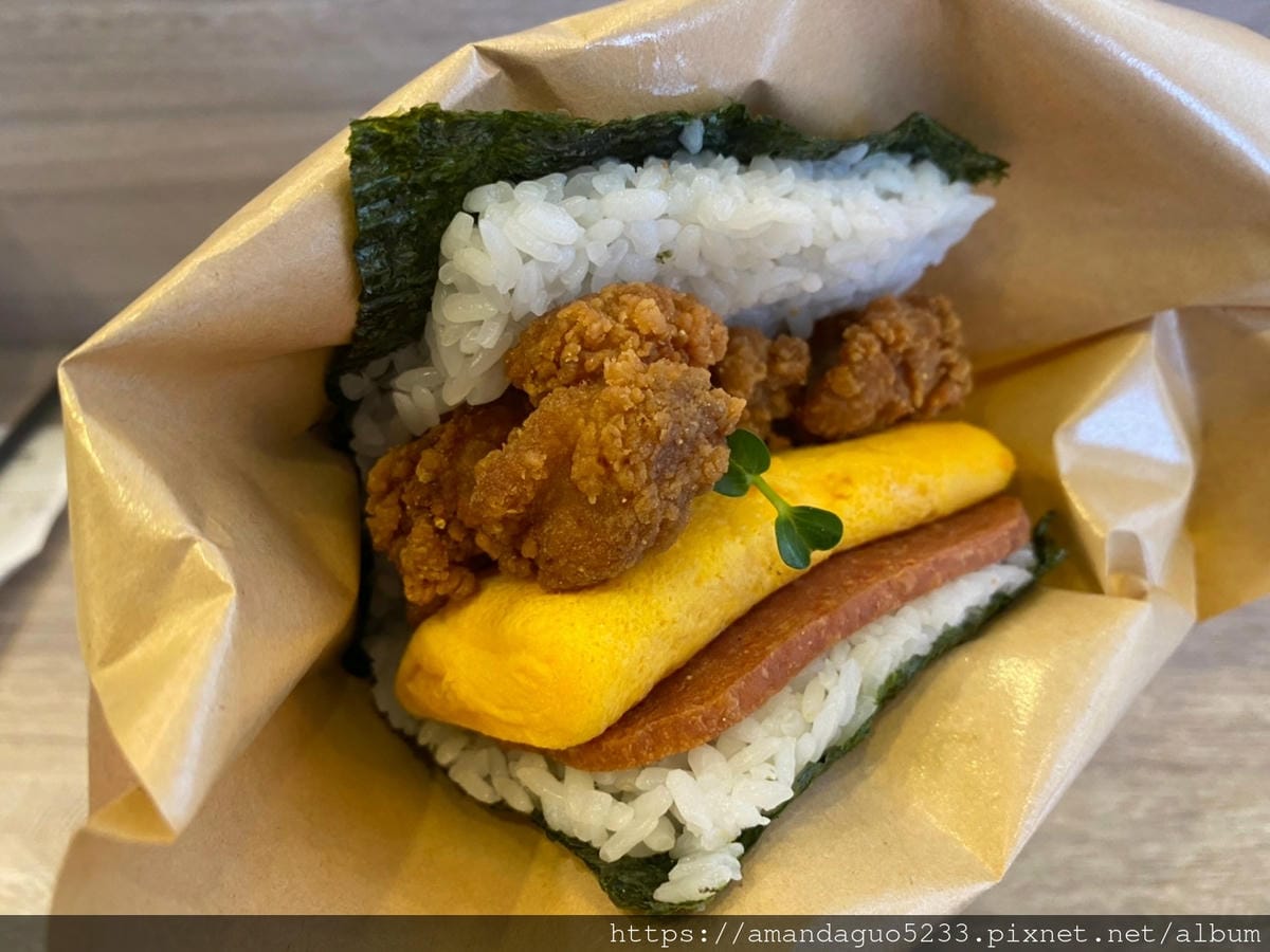 食記-台北市信義區飯丸屋(台北松菸店)沖繩風味飯糰、蝦 食記-台北市信義區飯丸屋(台北松菸店)沖繩風味飯糰、蝦