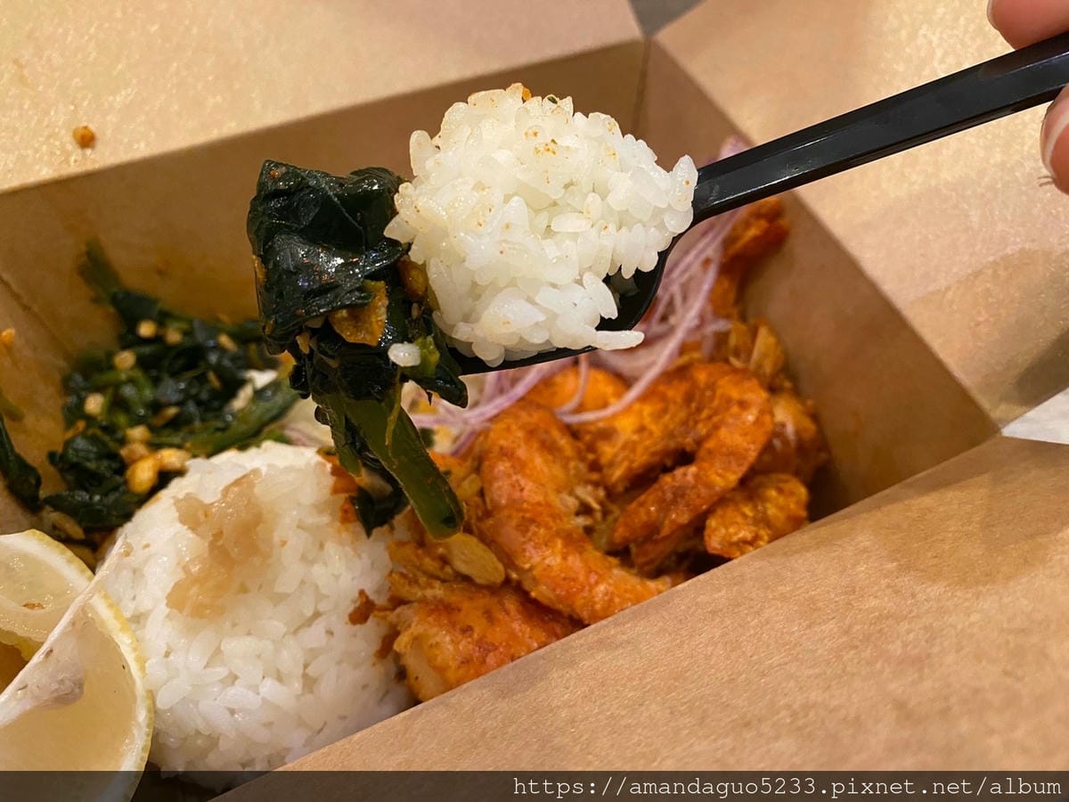 食記-台北市信義區飯丸屋(台北松菸店)沖繩風味飯糰、蝦 食記-台北市信義區飯丸屋(台北松菸店)沖繩風味飯糰、蝦
