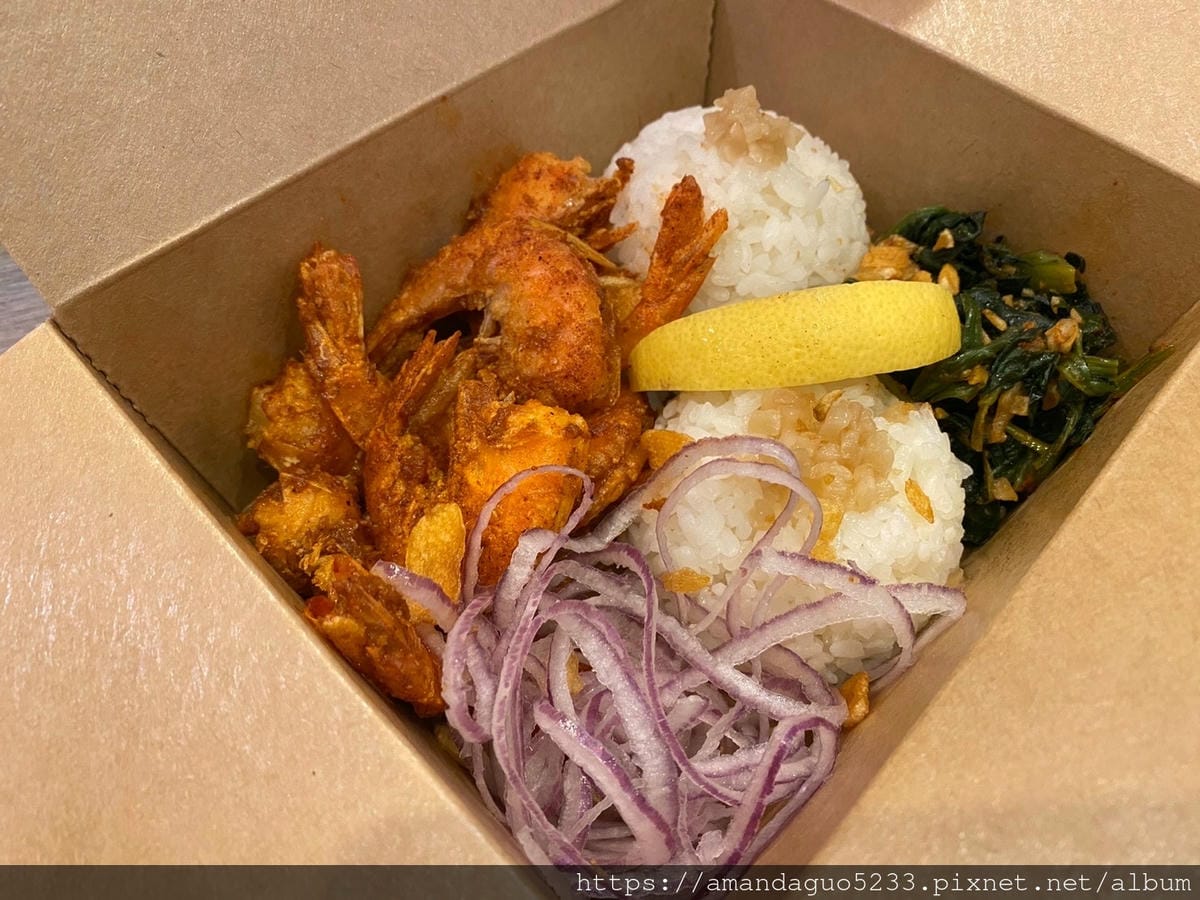 食記-台北市信義區飯丸屋(台北松菸店)沖繩風味飯糰、蝦 食記-台北市信義區飯丸屋(台北松菸店)沖繩風味飯糰、蝦