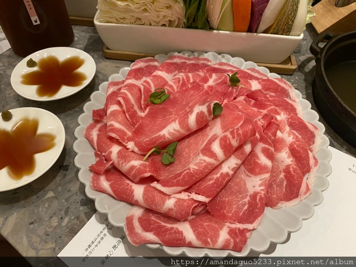 食記-台北市信義區小川鍋物(信義店)在地小農節氣食蔬V 食記-台北市信義區小川鍋物(信義店)在地小農節氣食蔬V