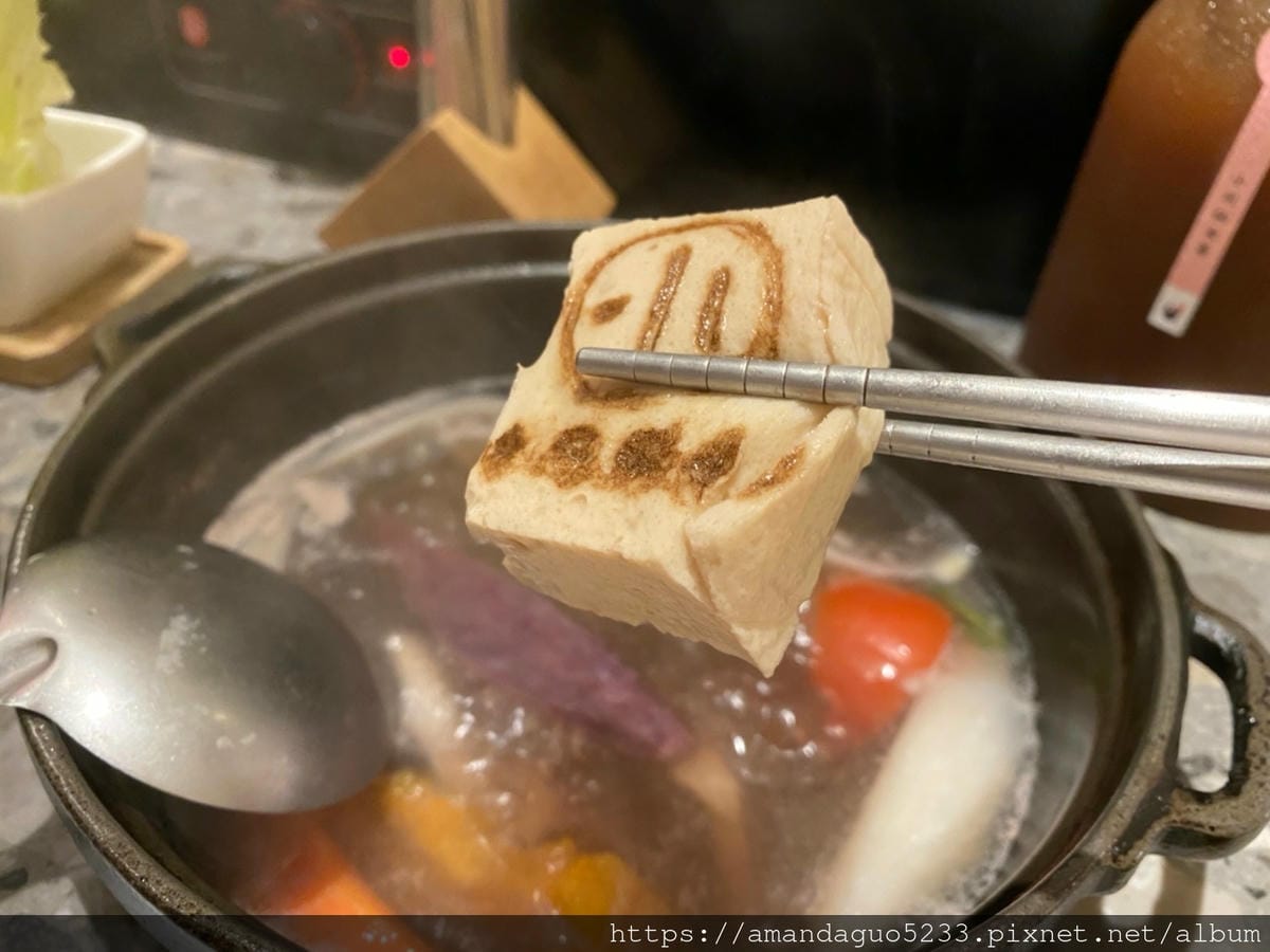 食記-台北市信義區小川鍋物(信義店)在地小農節氣食蔬V 食記-台北市信義區小川鍋物(信義店)在地小農節氣食蔬V