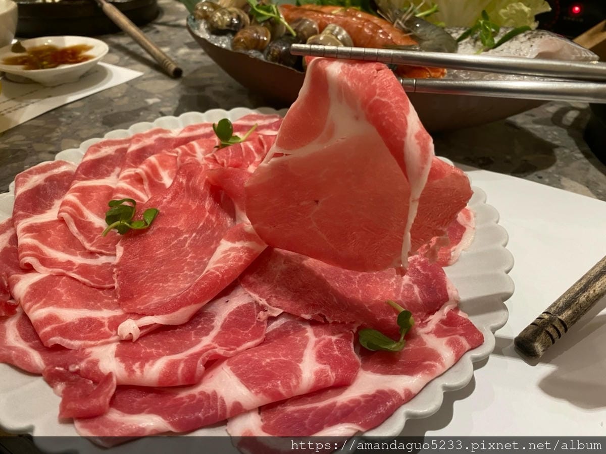 食記-台北市信義區小川鍋物(信義店)在地小農節氣食蔬V 食記-台北市信義區小川鍋物(信義店)在地小農節氣食蔬V