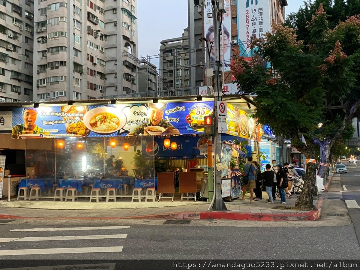 食記-台北市信義區哈哈羅55泰式船麵(信義店)信義區吹 食記-台北市信義區哈哈羅55泰式船麵(信義店)信義區吹