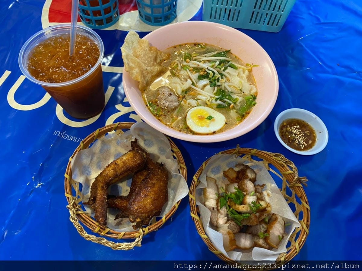食記-台北市信義區哈哈羅55泰式船麵(信義店)信義區吹 食記-台北市信義區哈哈羅55泰式船麵(信義店)信義區吹