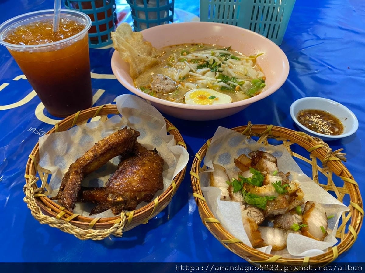 食記-台北市信義區哈哈羅55泰式船麵(信義店)信義區吹 食記-台北市信義區哈哈羅55泰式船麵(信義店)信義區吹