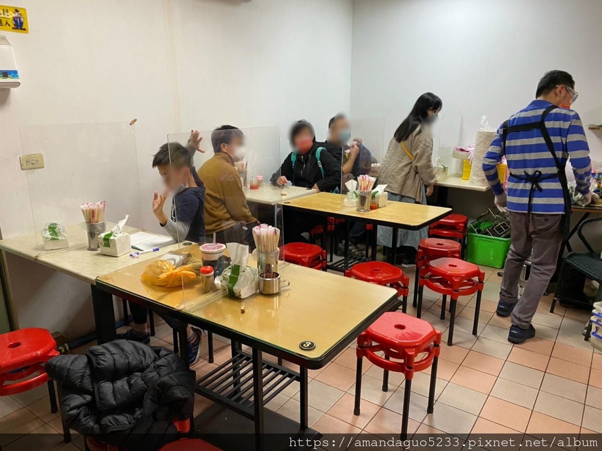 食記-新北市中和區蕭家下港脆皮臭豆腐中和站銅板排隊美食