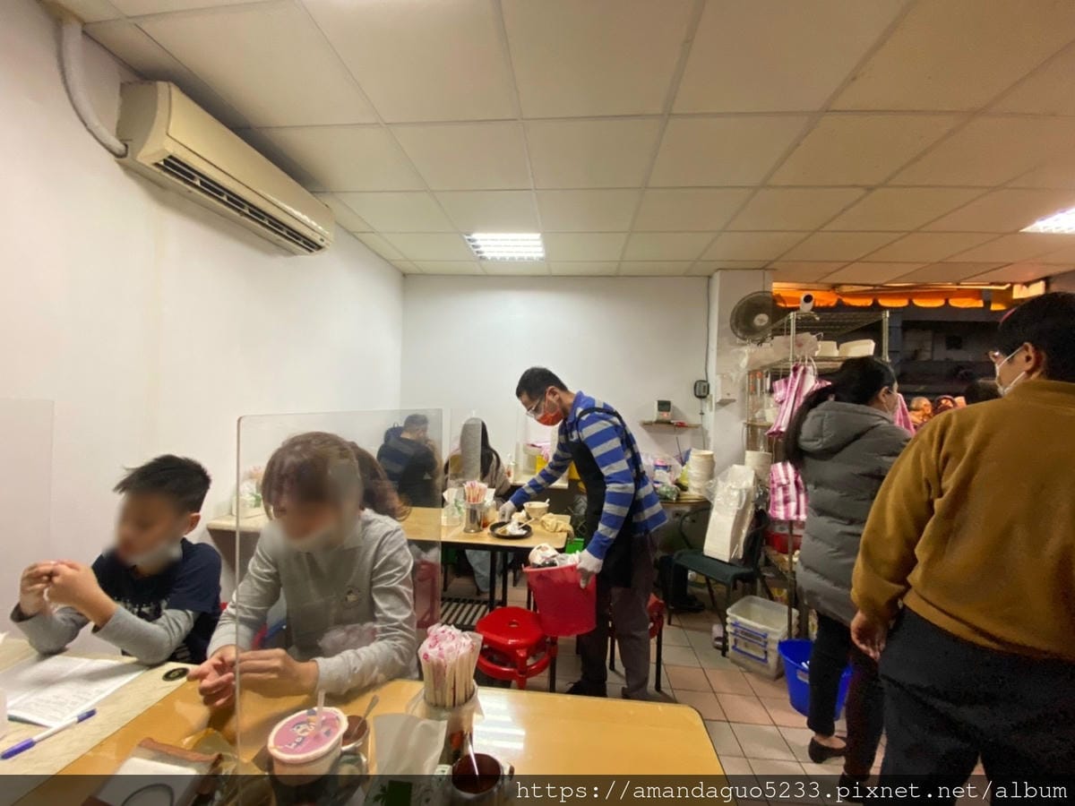 食記-新北市中和區蕭家下港脆皮臭豆腐中和站銅板排隊美食