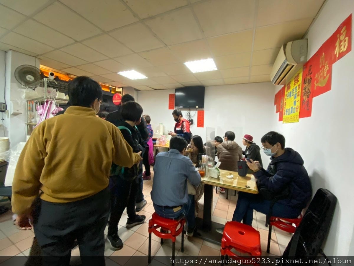 食記-新北市中和區蕭家下港脆皮臭豆腐中和站銅板排隊美食