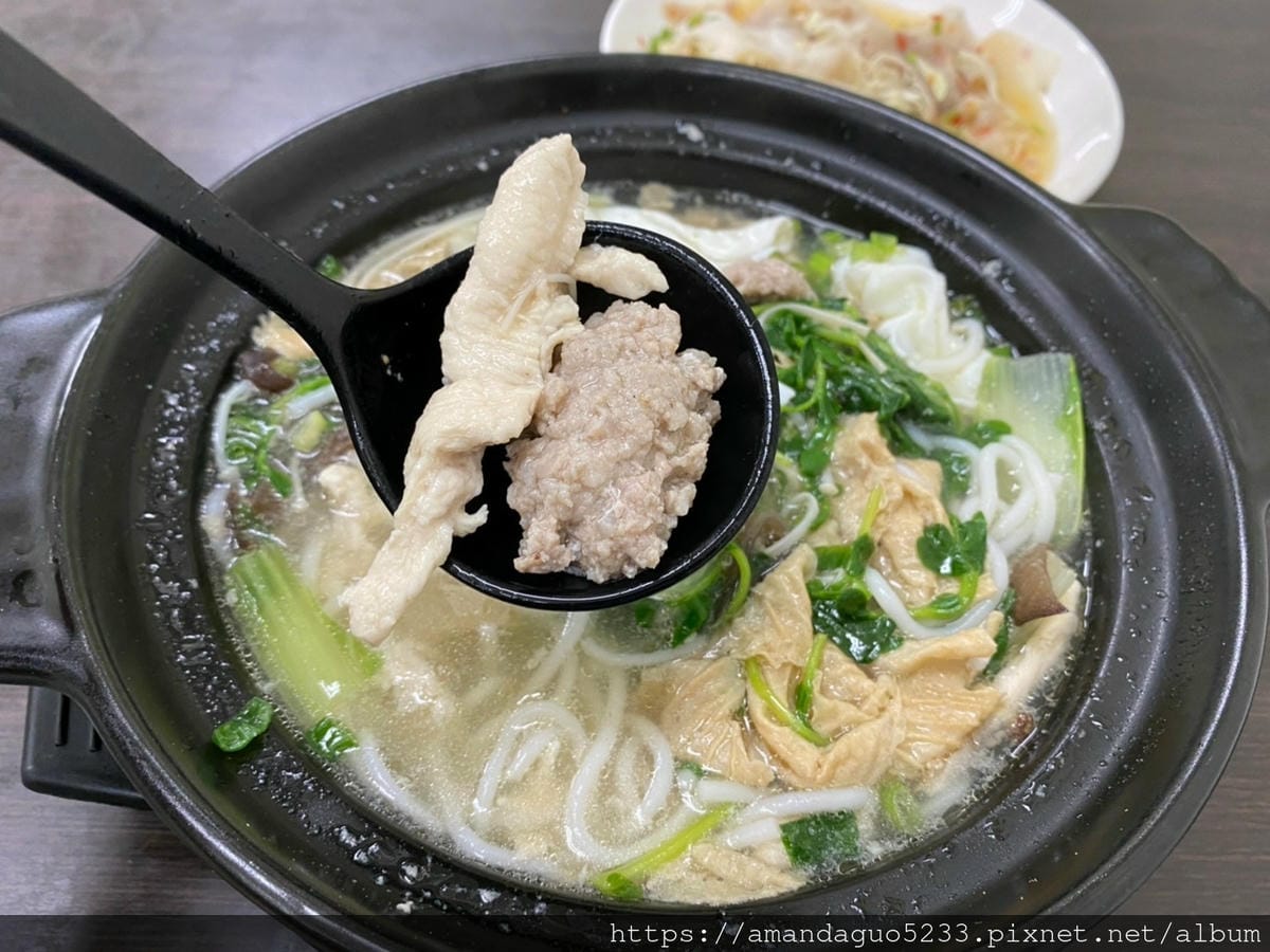 食記-台北市信義區凱薩溫雲南泰式料理百來元就可以吃到味