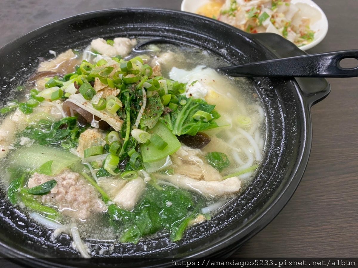 食記-台北市信義區凱薩溫雲南泰式料理百來元就可以吃到味
