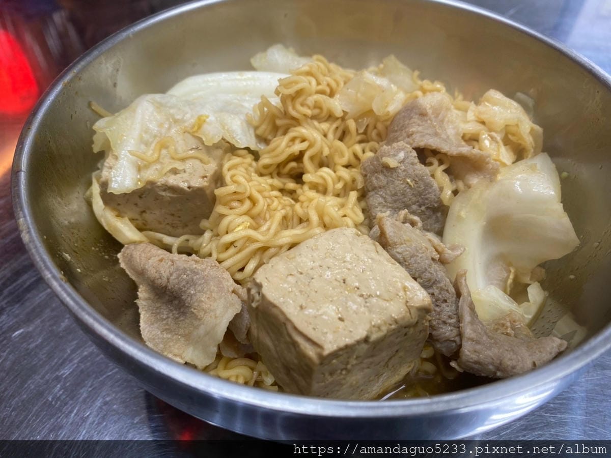 食記-台北市信義區鴨香煲(信義忠孝店)永吉路30巷內百
