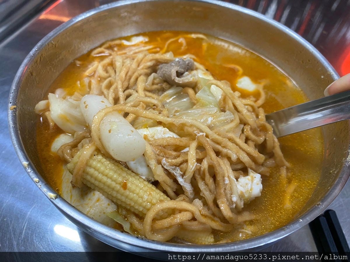 食記-台北市信義區鴨香煲(信義忠孝店)永吉路30巷內百