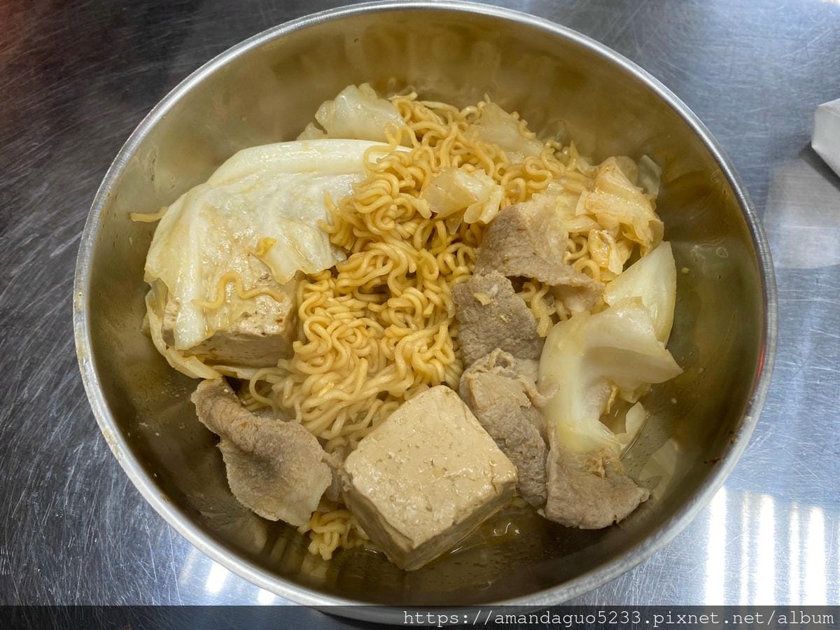 食記-台北市信義區鴨香煲(信義忠孝店)永吉路30巷內百