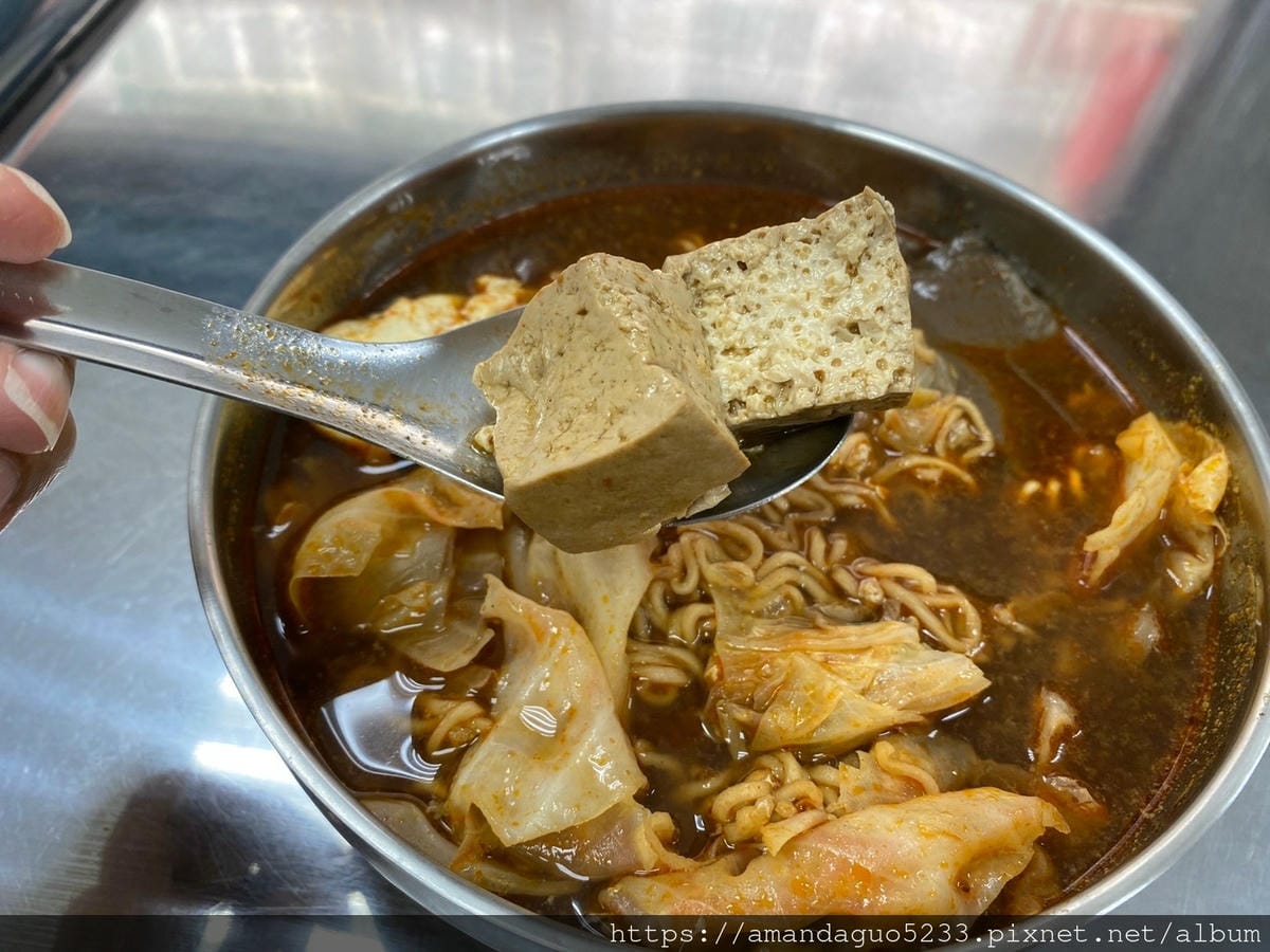 食記-台北市信義區鴨香煲(信義忠孝店)永吉路30巷內百
