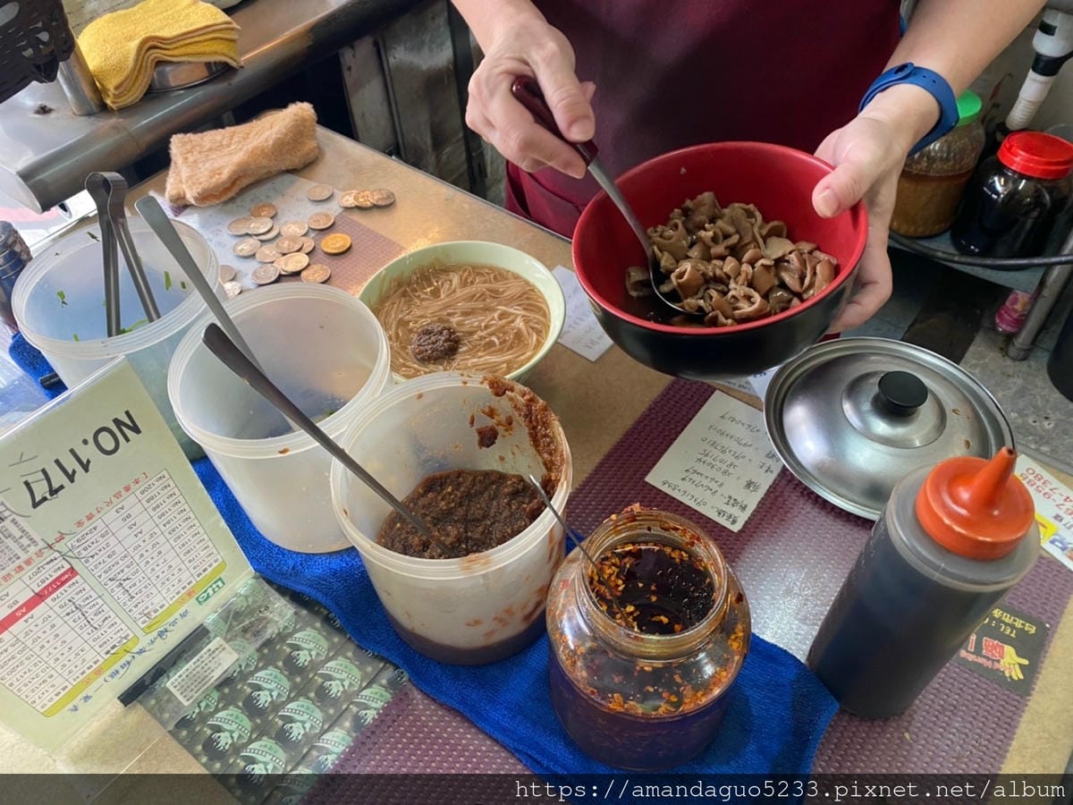 食記-台北市信義區阿弟仔大腸麵線永吉路巷內大腸麵線,大 食記-台北市信義區阿弟仔大腸麵線永吉路巷內大腸麵線,大