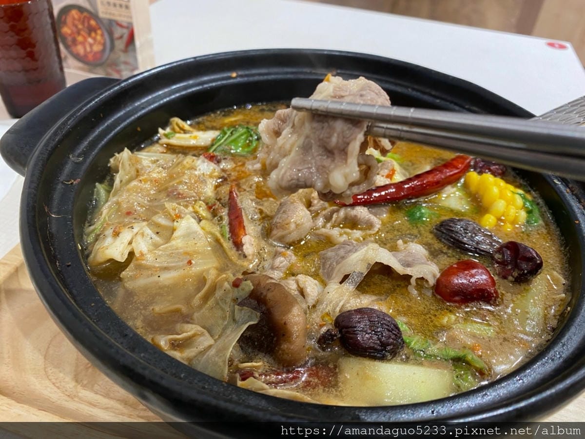食記-台北市大安區元心燃麻辣堂可以喝的麻辣湯鍋!又香又