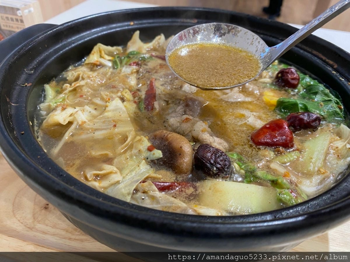食記-台北市大安區元心燃麻辣堂可以喝的麻辣湯鍋!又香又