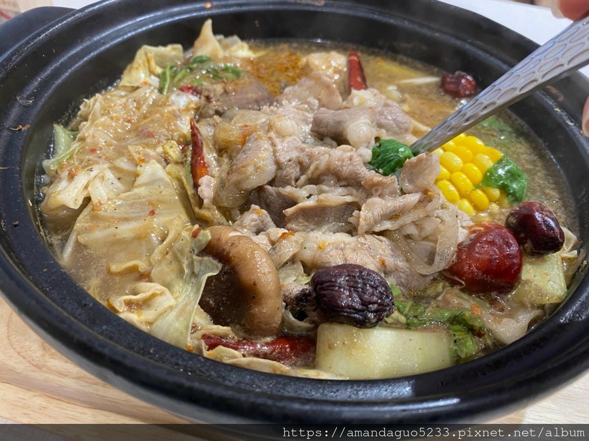 食記-台北市大安區元心燃麻辣堂可以喝的麻辣湯鍋!又香又