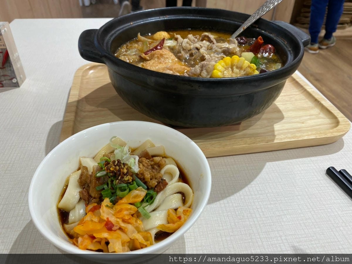 食記-台北市大安區元心燃麻辣堂可以喝的麻辣湯鍋!又香又