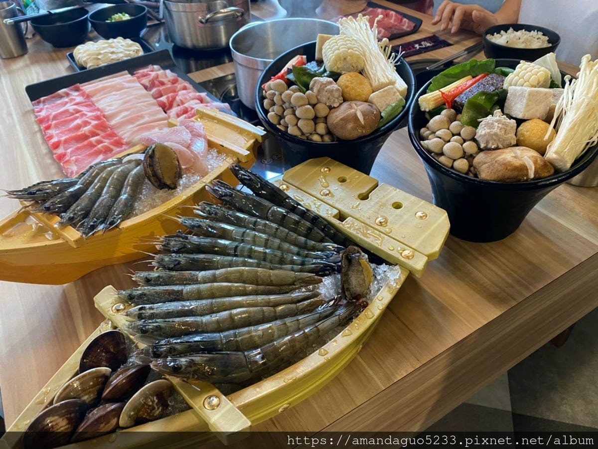 食記-新北市新莊區大魔大滿足鍋物(新莊店)超份量的澎派