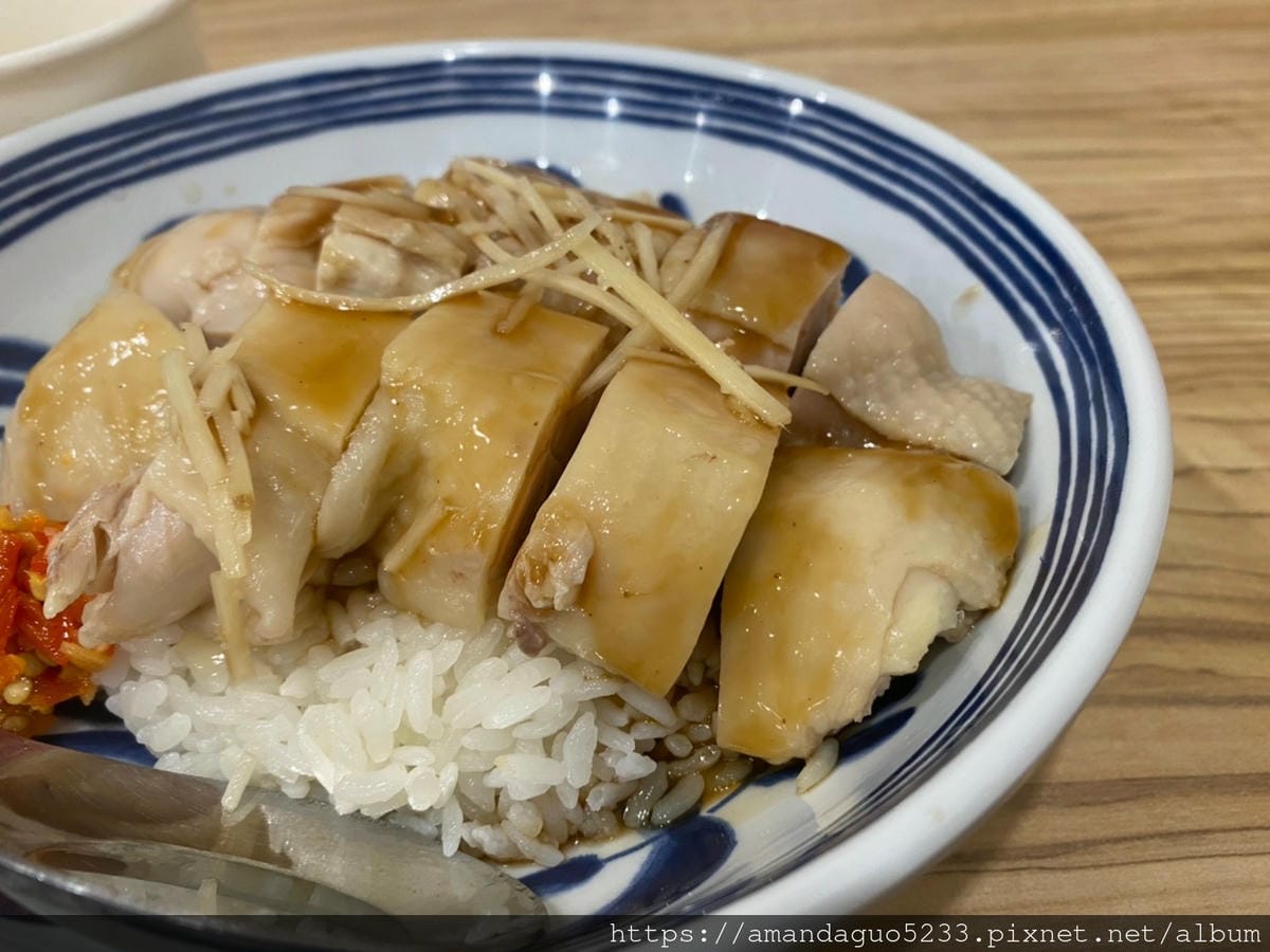 食記-台北市信義區富春雞肉吳興街小清新雞肉飯,鹹甜甘醇 食記-台北市信義區富春雞肉吳興街小清新雞肉飯,鹹甜甘醇