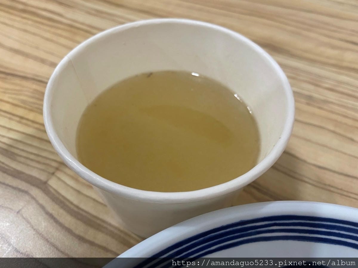 食記-台北市信義區富春雞肉吳興街小清新雞肉飯,鹹甜甘醇 食記-台北市信義區富春雞肉吳興街小清新雞肉飯,鹹甜甘醇