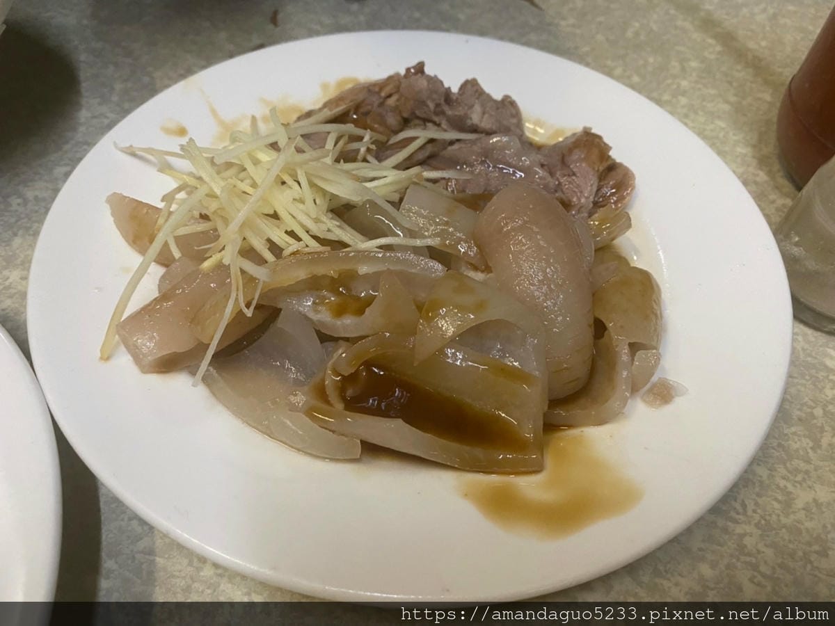 食記-台北市中正區黃媽媽米粉湯東門市場人氣米粉湯,一碗