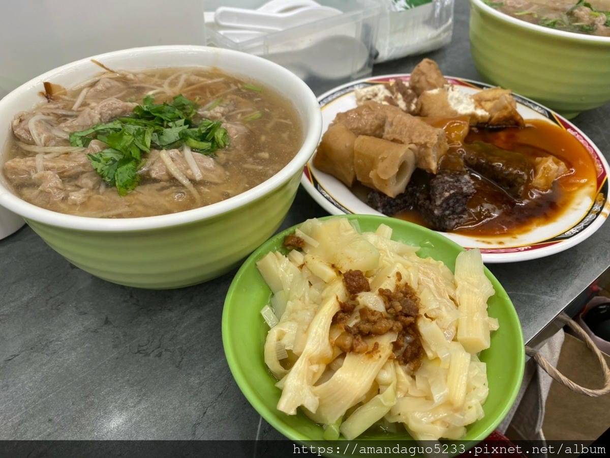 食記-台北市中正區東門赤肉羹捷運東門站排隊銅板小吃,不