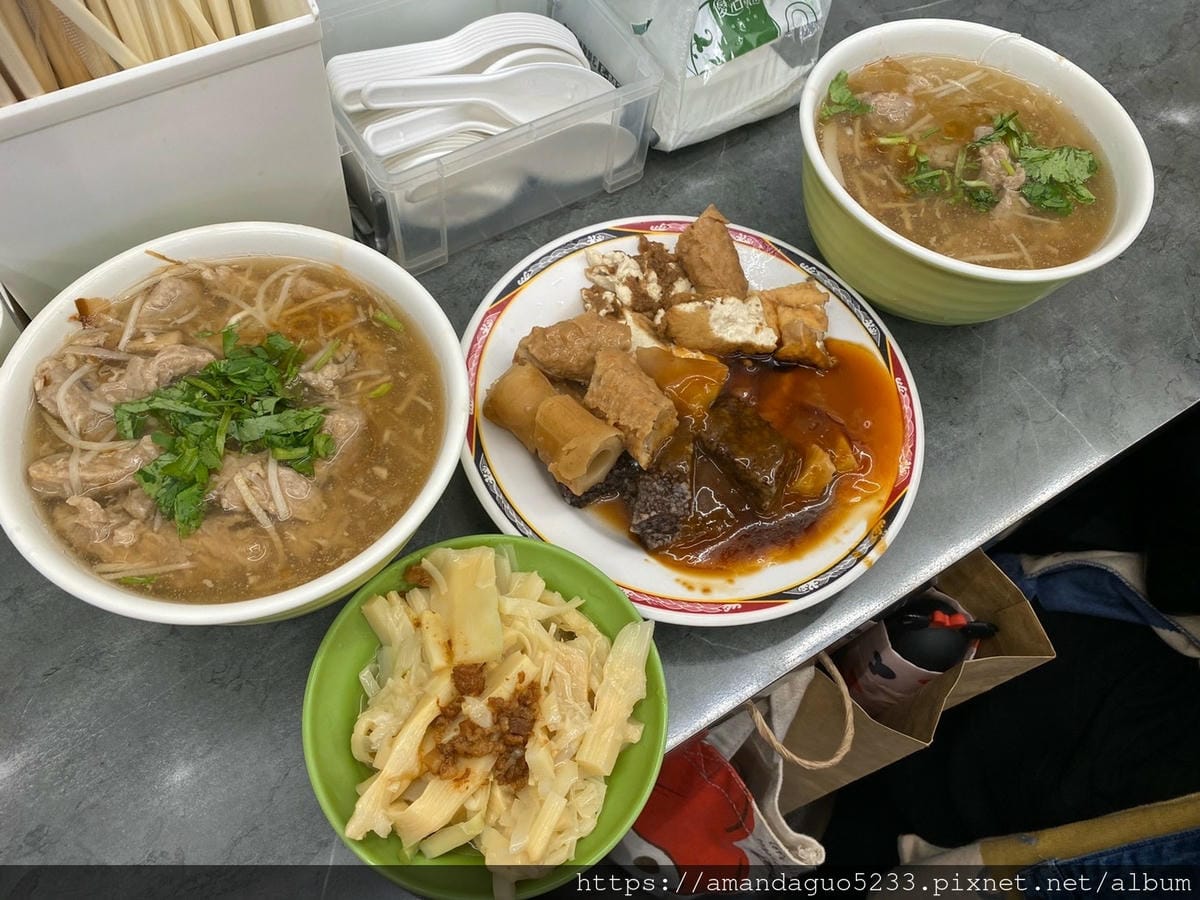 食記-台北市中正區東門赤肉羹捷運東門站排隊銅板小吃,不