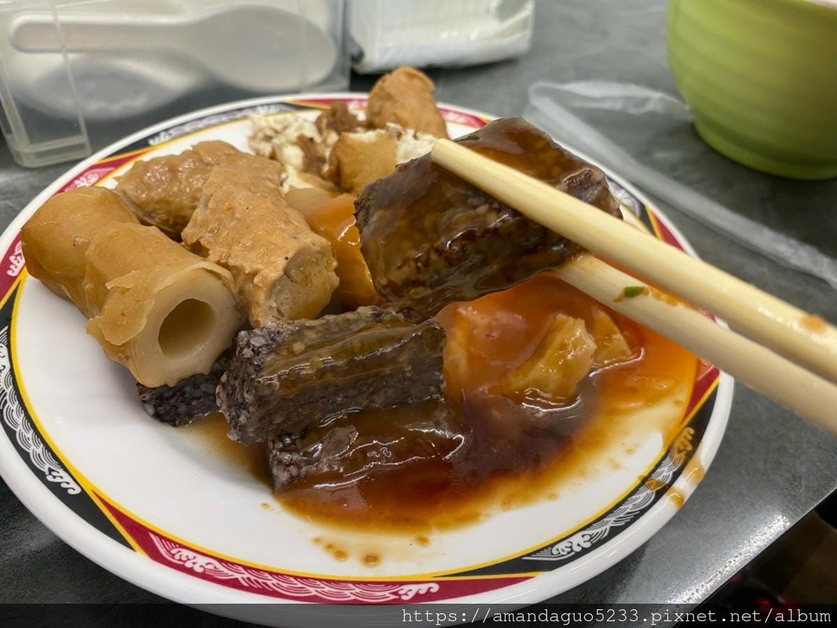 食記-台北市中正區東門赤肉羹捷運東門站排隊銅板小吃,不