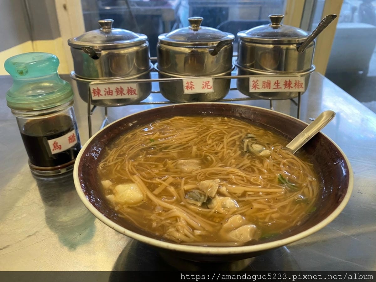 食記-台北市北投區中央北蚵仔麵線湯頭不一樣的麵線!鮮蚵