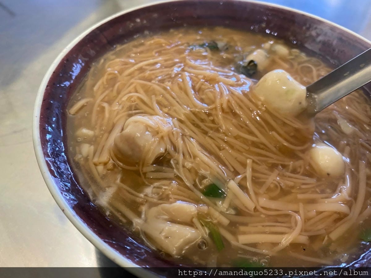 食記-台北市北投區中央北蚵仔麵線湯頭不一樣的麵線!鮮蚵