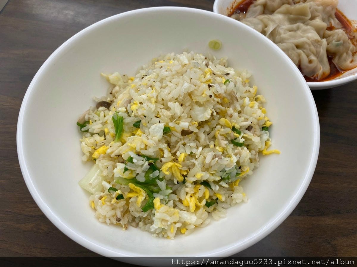 食記-台北市信義區巢飯麵食館用炒功征服信義區上班族味蕾 食記-台北市信義區巢飯麵食館用炒功征服信義區上班族味蕾
