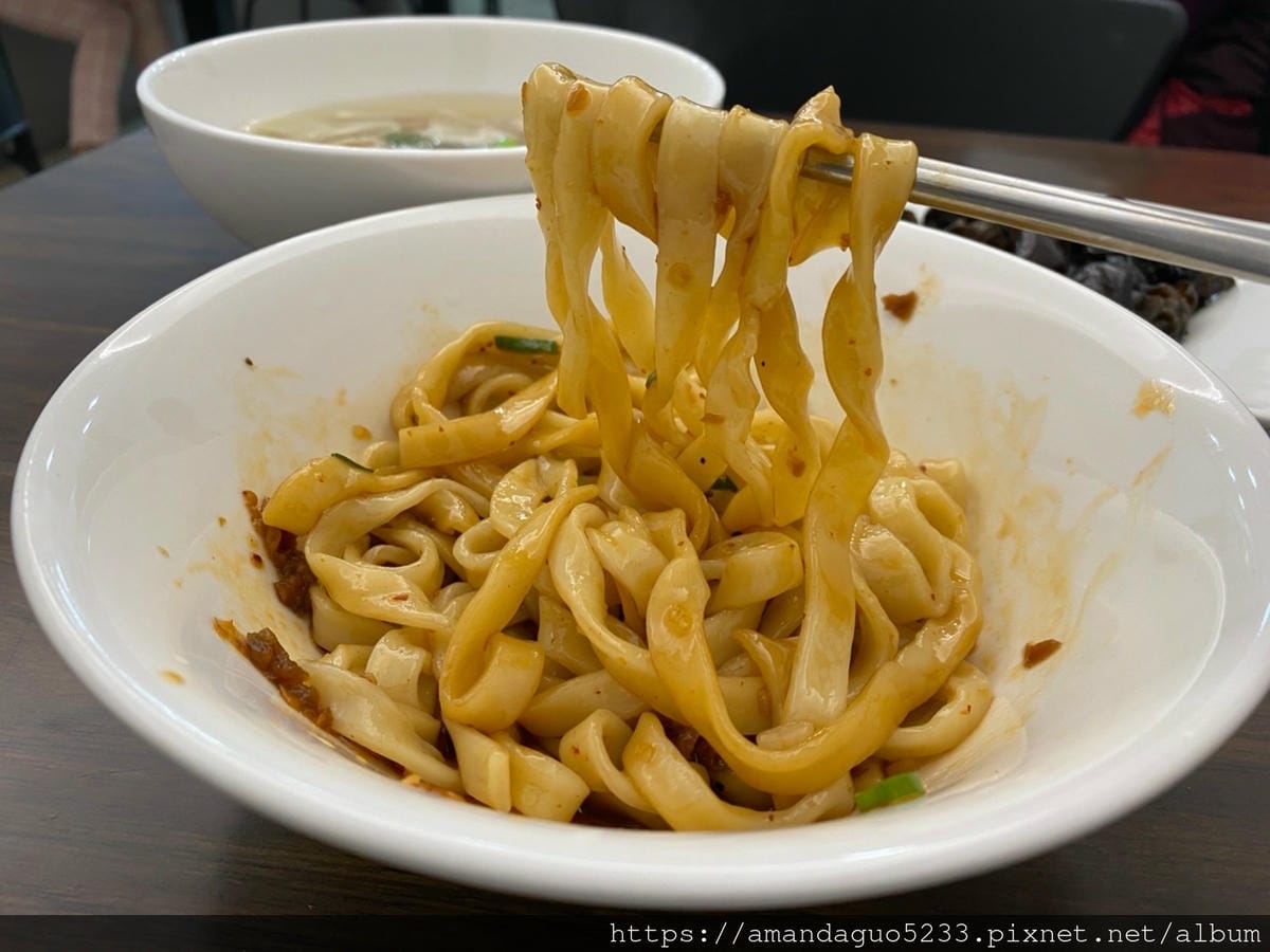 食記-台北市信義區巢飯麵食館用炒功征服信義區上班族味蕾 食記-台北市信義區巢飯麵食館用炒功征服信義區上班族味蕾