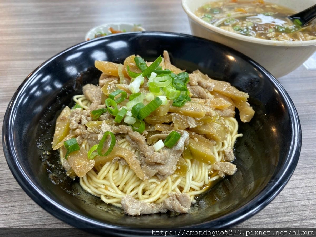食記-台北市信義區新娘子麵館(忠孝店)信義區樸實簡單的
